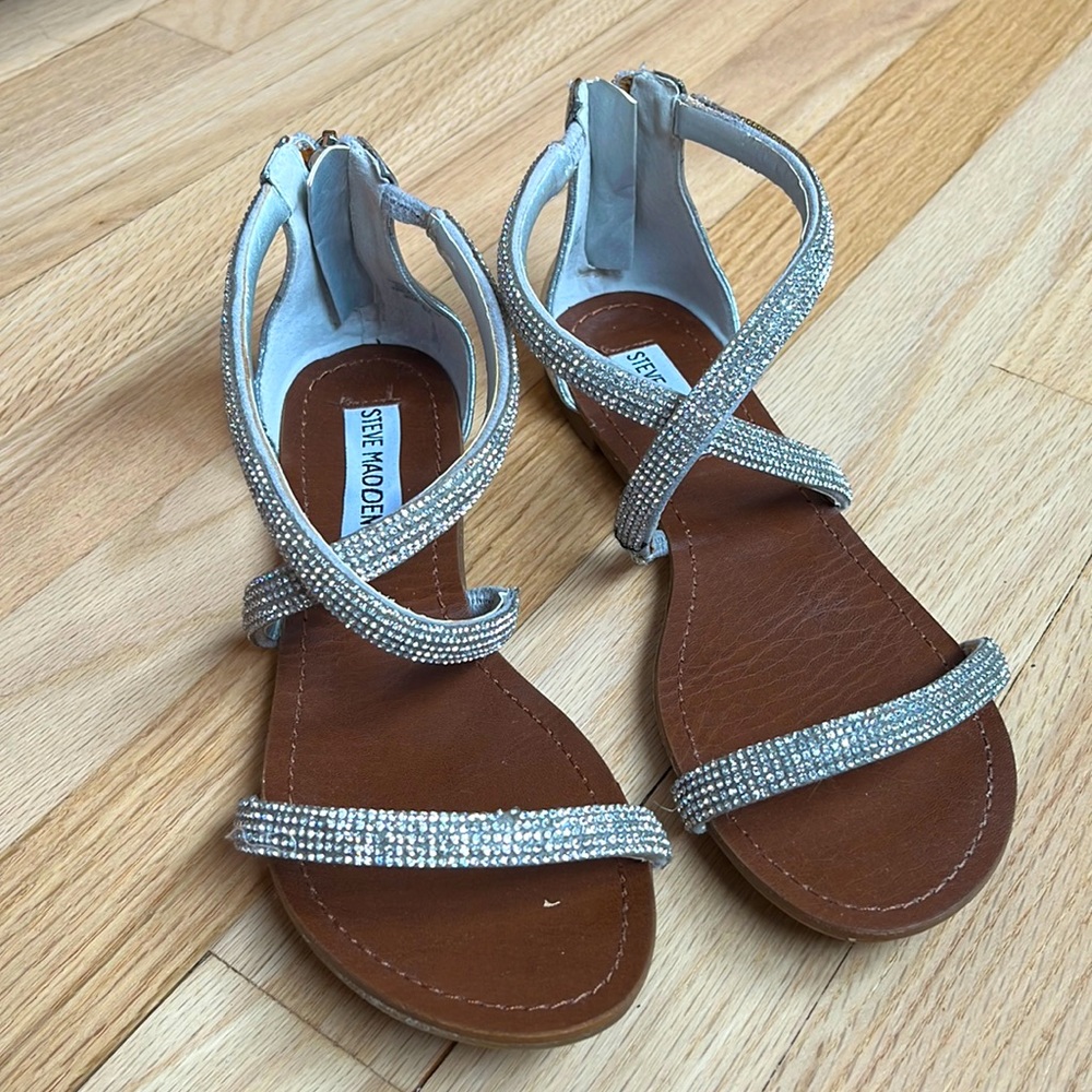 Women's strappy sparkly sandal by Steve Madden